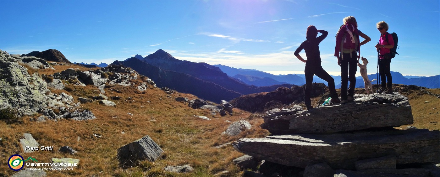 40 Vista verso il Monte Cavallo.jpg